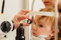Почему важно проверять зрение с детства?